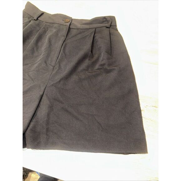OPEN EDIT women's Shorts Size 8 black front pleats. NWOT. 16 - Picture 2 of 10